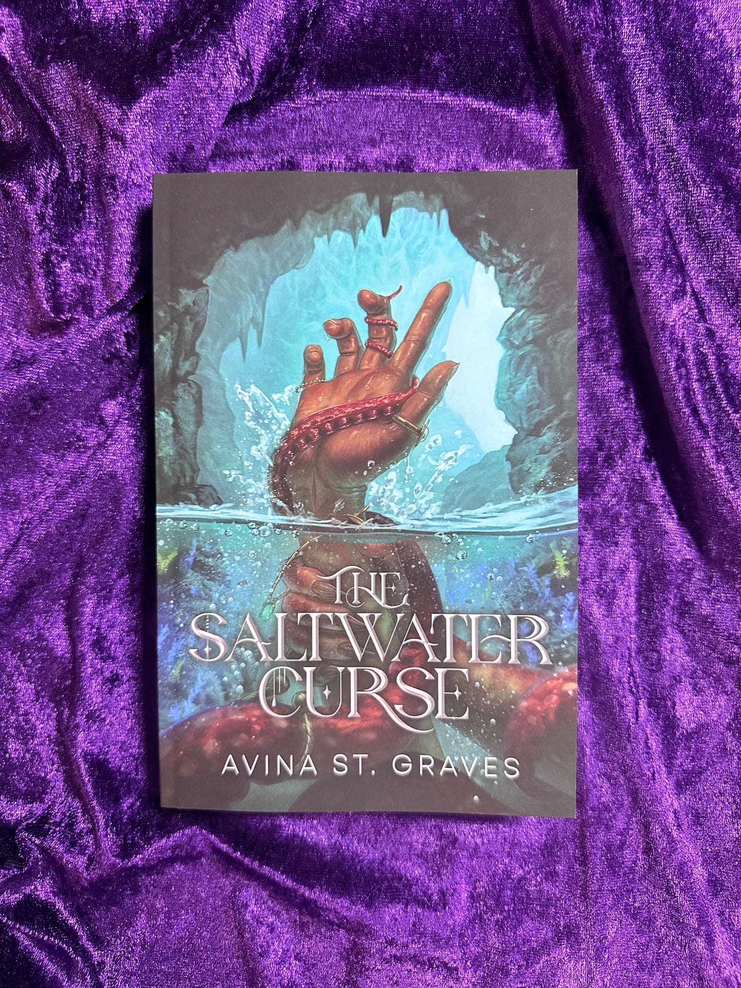 The Saltwater Curse - Avina ST. Graves PB